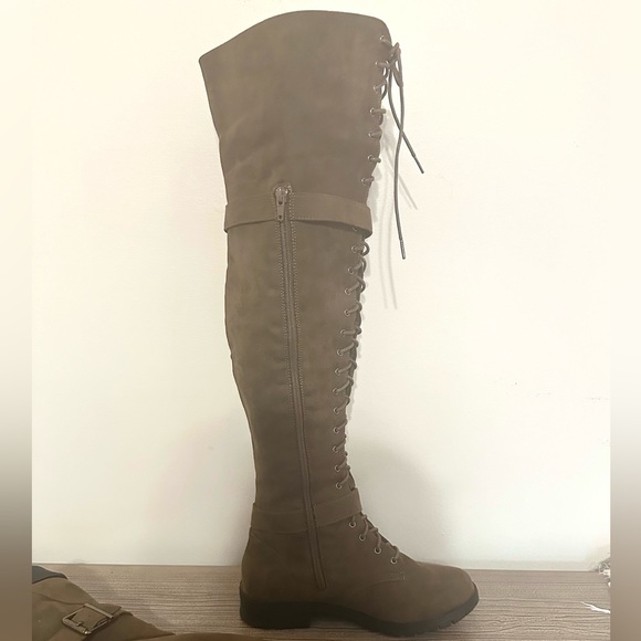 ShoeDazzle Women’s Piper Thigh-High Lace-Up Combat Boots. Size 7.5. NWT! - Picture 6 of 10